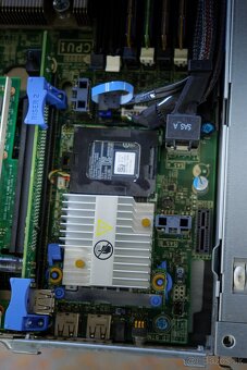 Dell R320 - 1U Server - 10