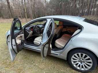 Opel Insignia - 10