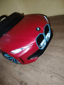 BMW i4 - 10