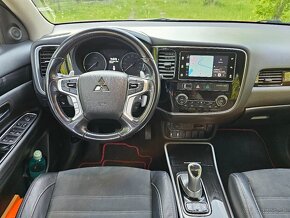 Mitsubishi Outlander 2,0 PHEV 4x4 SUV, alcantara - 10