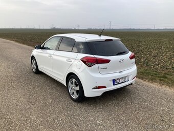 Hyundai i20 1.4 MPi - 10