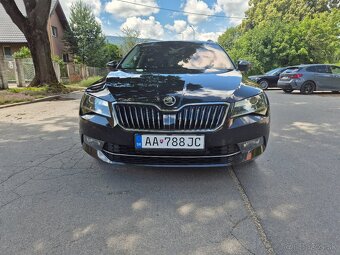 Škoda Superb Combi 2,0 TDI, 4x4 140kw - 10