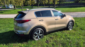 KIA Sportage 1,6 CRDi 100Kw 2WD - 10