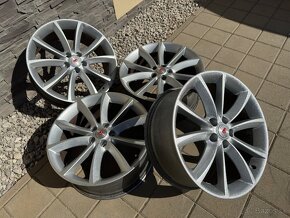 Disky R19 5x108 8,5Jx19CH ET49 - 10