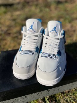 Air Jordan 4 Military Blue EU44 - 10