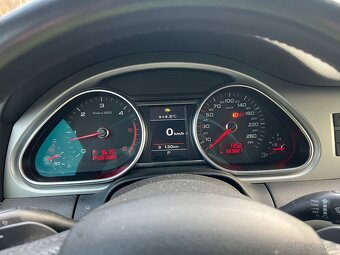 Audi Q7 4.2 TDI V8 S LINE - 10