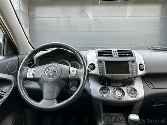 Toyota RAV4 2.2 D-4D 135k-4x4-r.v2008 - 10