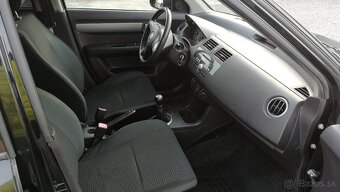 Suzuki Swift 1.3 - 10