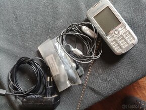 Sony Ericsson K700i - 10