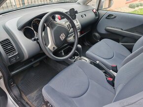 Honda Jazz 1.4 automat (CVT) šedá metalíza - 10