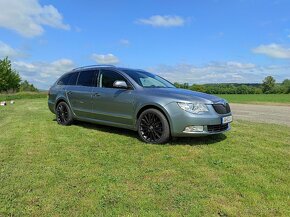 ŠKODA SUPERB COMBI 2.0 TDI 170K ELEGANCE - 10