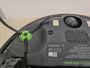 iRobot Roomba i7 - 10