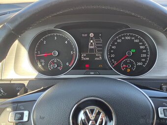 Volkswagen Golf VII Variant 2.0 TDI DSG/ XENON /PANO /NAVI - 10