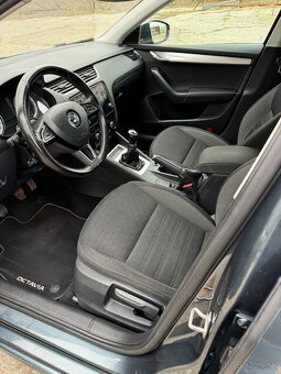 Škoda Octavia Combi 2.0 TDI Style DPH - 10