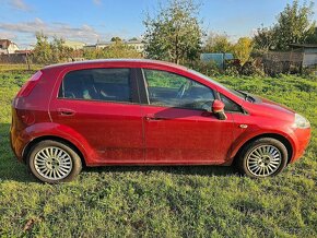 Predám šikovné autíčko Fiat Punto Grande 1,3JTD - 10