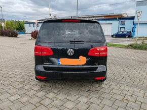 Volkswagen Touran 1.6 TDI Comfortline DSG

 - 10