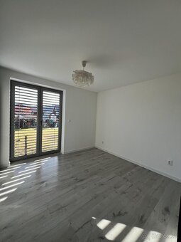 Na predaj moderný 4-izbový bungalov, Raková - 10