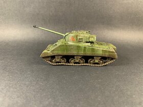 model sherman M4A3E8 - 10