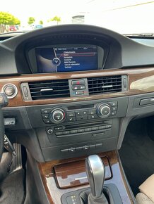 BMW rad 3 320d 184k xDrive A/T - 10