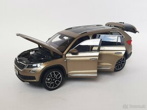 1:18 - Škoda Kodiaq + strešný box - 1:18 - 10