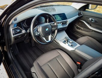 BMW 318d Touring G21 mHEV A/T - 142tis km, kamera - 10