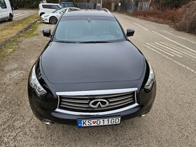 Infiniti FX30 dS - 10