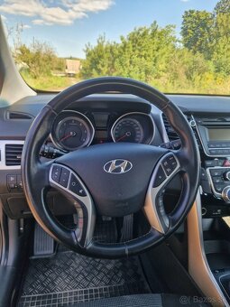 Hyundai i30 CW 1.6i CRDi VGT Fleet - 10