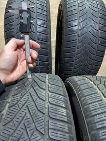 235/55 R17 103V zimne pneu - 10