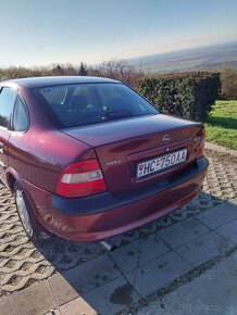 Opel Vectra 1.6,16V - 10