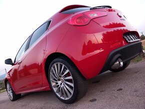 Alfa Romeo Giulietta 2.0 JTD 140k - 10