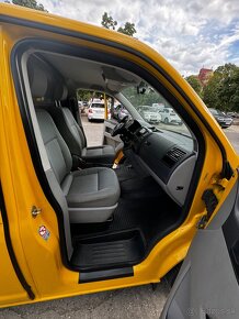 VW Transporter T5 - 10