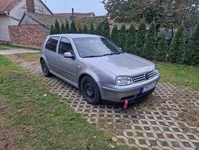 Volkswagen golf - 10