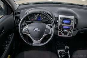 Hyundai i30 1.6 CRDi VGT Classic - 10