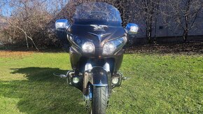 Honda Goldwing GL1800 deluxe - 10