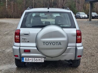 TOYOTA RAV4 2,0D-4D   4x4 - 10