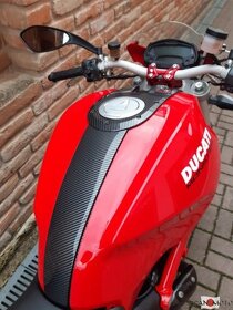 Motocykel Ducati Monster 1100 - 10