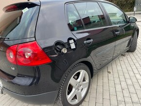 Volkswagen Golf V 1.6 Benzin+Plyn r.v2008 75kw Rezervácia - 10