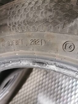 Continental 215/65 R17 99H zimné pneumatiky - 10