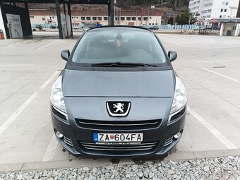 Peugeot 5008 1,6Hdi 82kw r.v.2012 manuál - 10