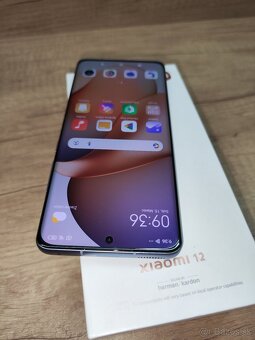 Predám Xiaomi 12 5G 8/256GB Top stav - 10