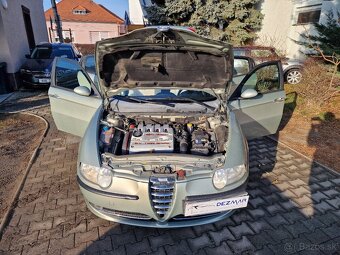 Alfa Romeo 147 1.6 T.S. 120K M5 Progression (benzín) - 10