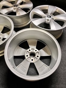 5x112 R17 originál alu Škoda Kodiaq - ET 38 Nanuq - 10