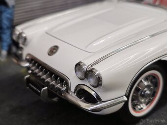 Chevrolet Corvette 1959 1:18 Autoart - 10