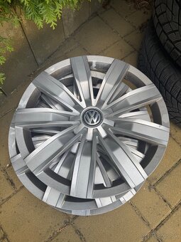 Zimná sada originál  Tiguan Goodyear 215/65r17 - 10