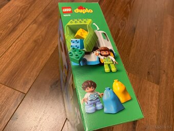 Predám Lego DUPLO 10945 - Smetiarske auto a recyklovanie - 10