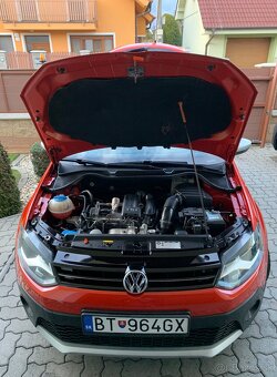 Predám Volkswagen CROSS Polo 1.2 TSI - 10