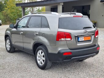 KIA SORENTO 2,2CRDi 4x4 - 10