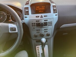 Opel Zafira 1.9 CDTI Automat - 10