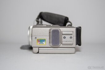 Sony Handycam mini dv DCR-PC1E - 10