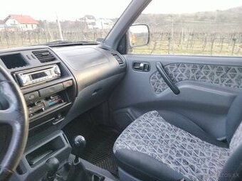 Nissan Terrano 2.7 TDI 92kw elegance 4x4 klíma - 10